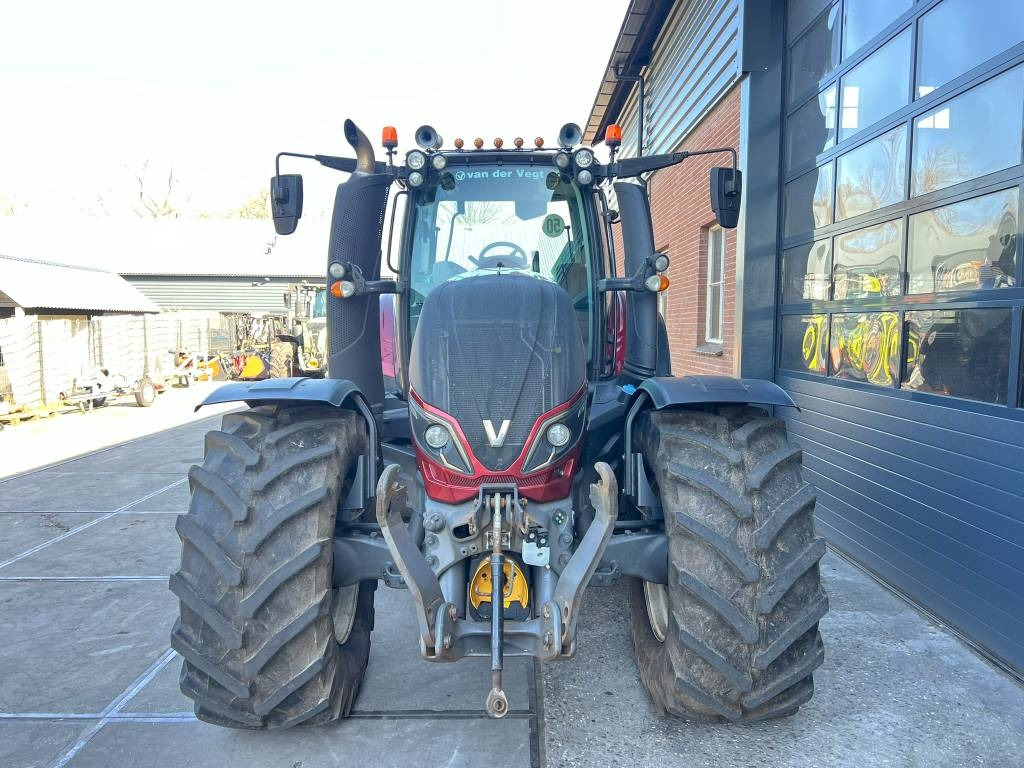 Valtra T 174 Versu - Traktors: foto 5 Valtra T 174 Versu - Traktors: foto 5