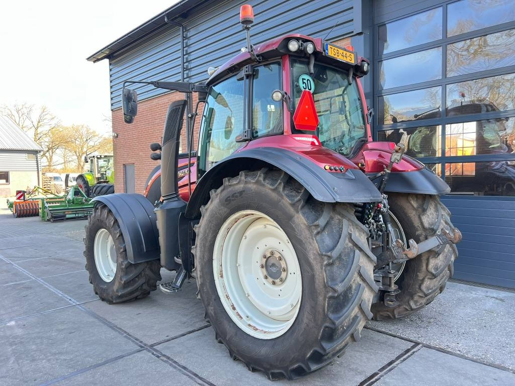 Valtra T 174 Versu - Traktors: foto 3 Valtra T 174 Versu - Traktors: foto 3