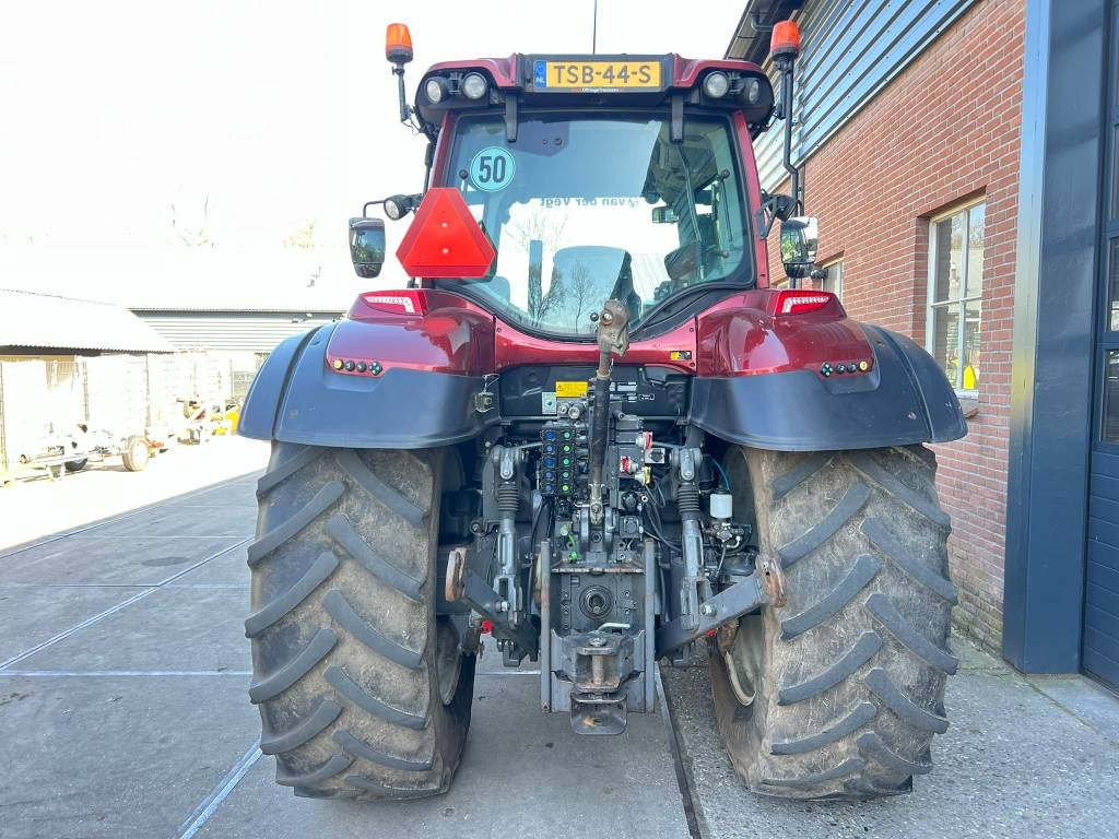 Valtra T 174 Versu - Traktors: foto 4 Valtra T 174 Versu - Traktors: foto 4