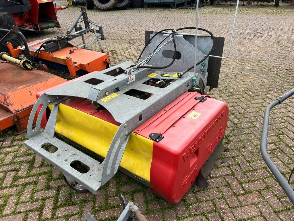Westermann veegmachine Perfekt 1800 veegmachine - Birste: foto 4 Westermann veegmachine Perfekt 1800 veegmachine - Birste: foto 4