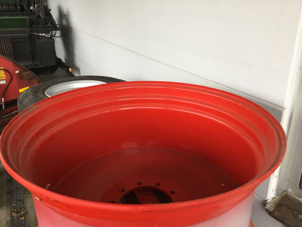 Felgen 23x42, Spur 2050mm , Fendt 900 - Riteņa disks: foto 1 Felgen 23x42, Spur 2050mm , Fendt 900 - Riteņa disks: foto 1