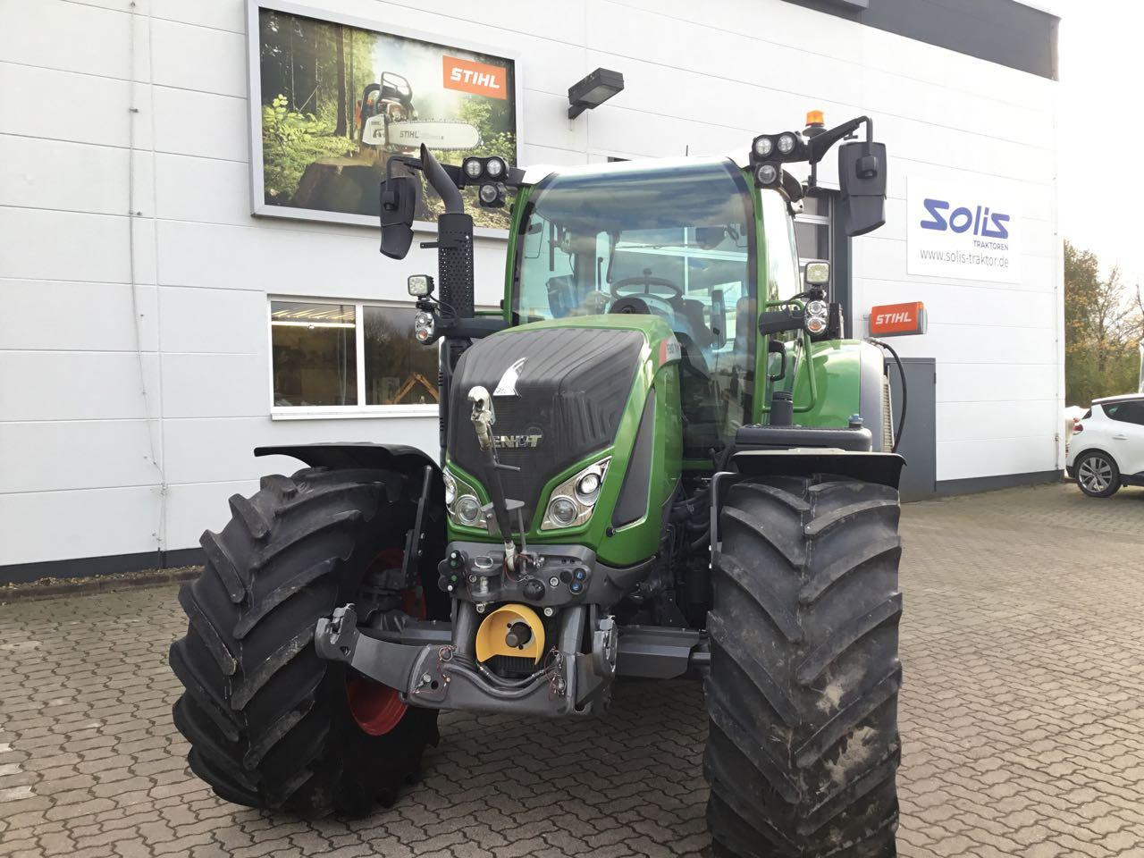 Fendt 718 S4 Vario ProfiPlus - Traktors: foto 2 Fendt 718 S4 Vario ProfiPlus - Traktors: foto 2