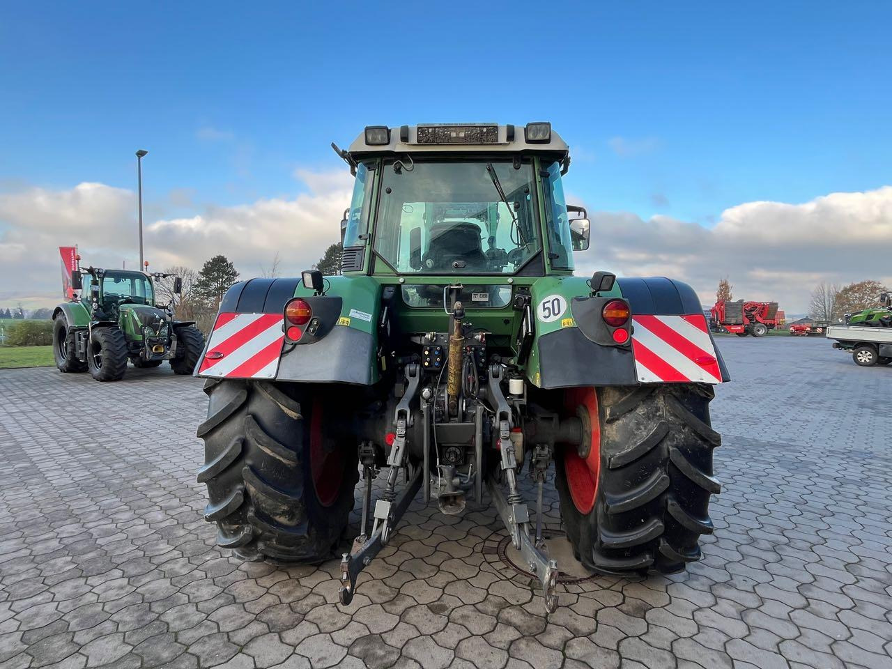 Fendt 718 Vario TMS - Traktors: foto 4 Fendt 718 Vario TMS - Traktors: foto 4