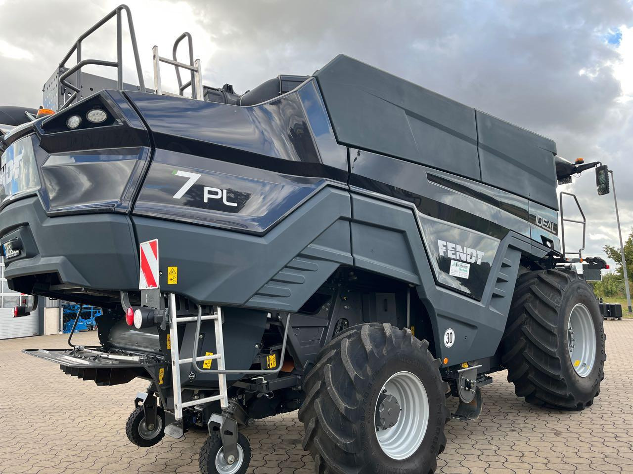 Fendt Ideal 7 ParaLevel Gen3 - Labības kombains: foto 2 Fendt Ideal 7 ParaLevel Gen3 - Labības kombains: foto 2