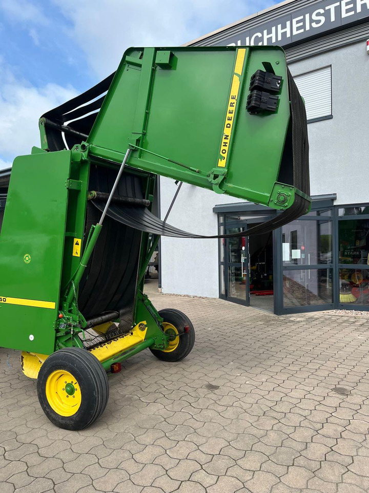 John Deere 550 - Rituļu prese: foto 4 John Deere 550 - Rituļu prese: foto 4