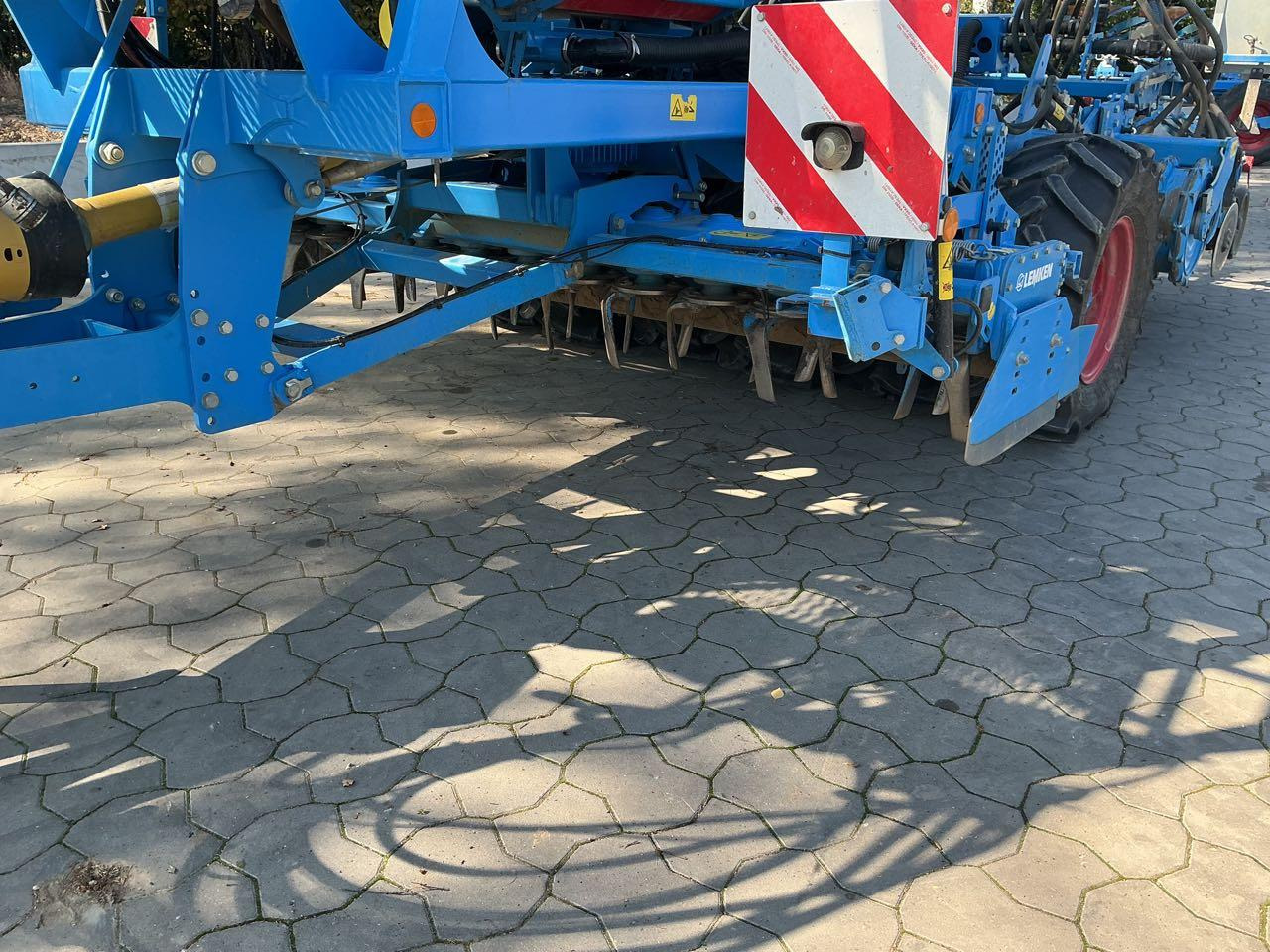 Lemken Compact Solitair 9/300 Z - Kombinētā sējmašīna: foto 3 Lemken Compact Solitair 9/300 Z - Kombinētā sējmašīna: foto 3