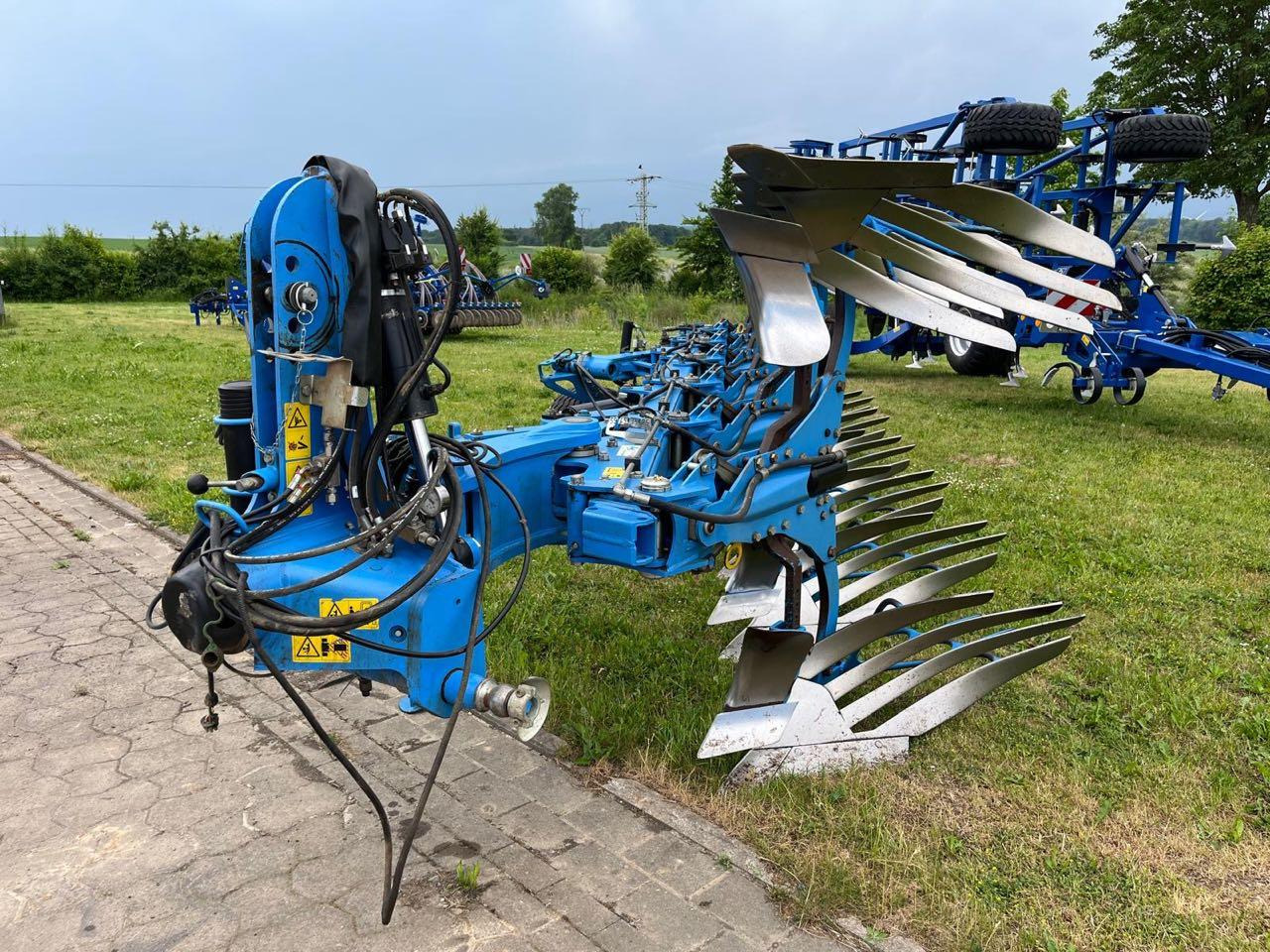 Lemken Juwel 8 V T 5 + 1 L 100 TurnControl - Arkls: foto 2 Lemken Juwel 8 V T 5 + 1 L 100 TurnControl - Arkls: foto 2