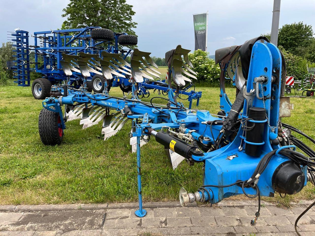 Lemken Juwel 8 V T 5 + 1 L 100 TurnControl - Arkls: foto 3 Lemken Juwel 8 V T 5 + 1 L 100 TurnControl - Arkls: foto 3
