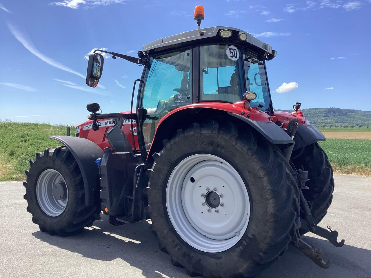 Massey Ferguson 7719 Dyna VT - Traktors: foto 3 Massey Ferguson 7719 Dyna VT - Traktors: foto 3