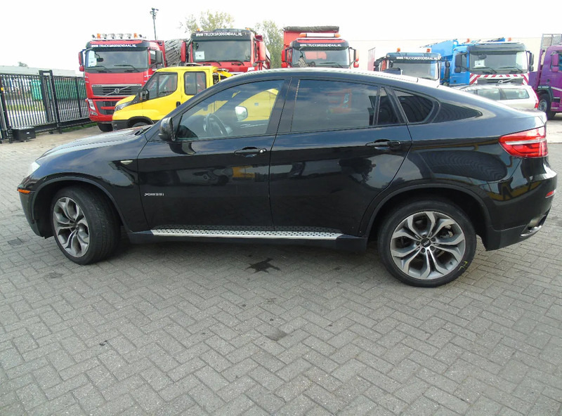 BMW X6 335 i + luxe edition + automatic - SUV: foto 4 BMW X6 335 i + luxe edition + automatic - SUV: foto 4