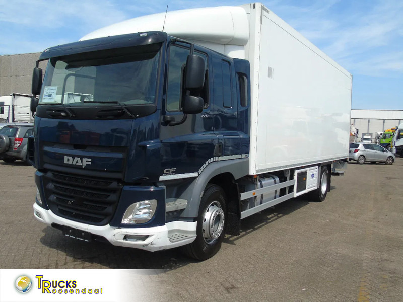 DAF CF 220 + CARRIER + EURO 6 + LIFT - Kravas automašīna refrižerators: foto 1 DAF CF 220 + CARRIER + EURO 6 + LIFT - Kravas automašīna refrižerators: foto 1