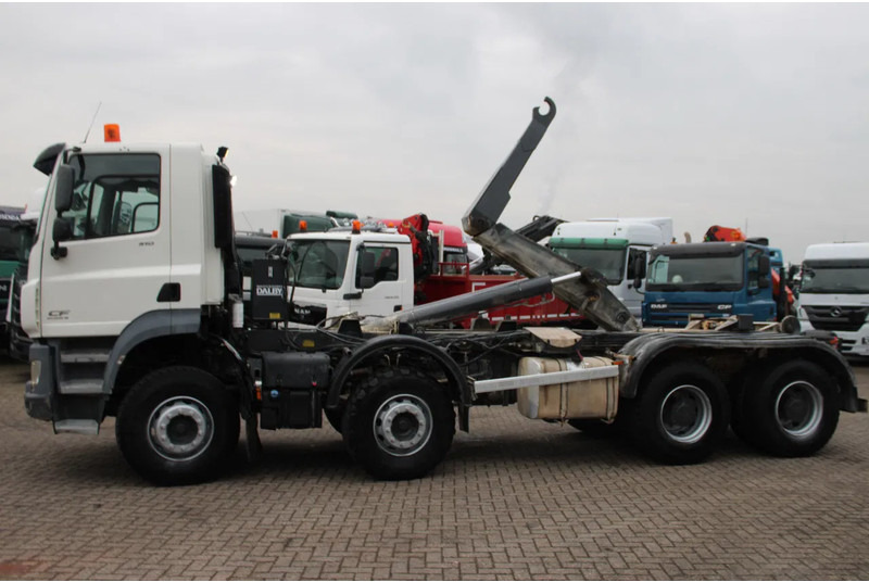 DAF CF 510 + 8X4 + SPRING SUSPENSION + MANUAL + EURO 6 - Pacēlājs ar āķi: foto 3 DAF CF 510 + 8X4 + SPRING SUSPENSION + MANUAL + EURO 6 - Pacēlājs ar āķi: foto 3