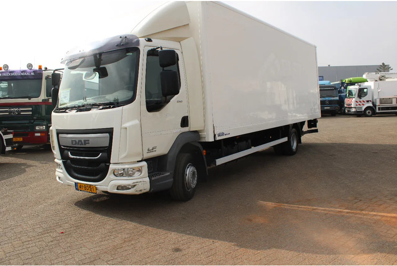 DAF LF 210 + EURO 6 + LIFT - Kravas automašīna ar slēgto virsbūvi: foto 3 DAF LF 210 + EURO 6 + LIFT - Kravas automašīna ar slēgto virsbūvi: foto 3