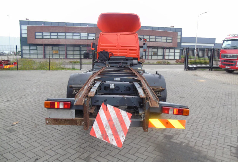 DAF LF 55.160 + EURO 2 + MANUAL + 12T - Šasija kravas automašīna: foto 4 DAF LF 55.160 + EURO 2 + MANUAL + 12T - Šasija kravas automašīna: foto 4