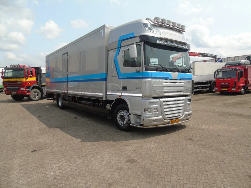 DAF XF 105 .410 + EURO 5 + 2.73 HEIGHT - Kravas automašīna refrižerators: foto 2 DAF XF 105 .410 + EURO 5 + 2.73 HEIGHT - Kravas automašīna refrižerators: foto 2