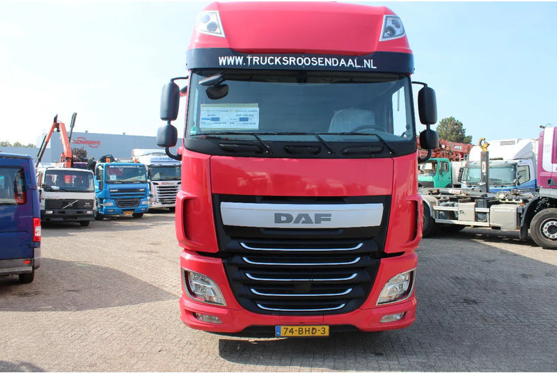 DAF XF 440 + frigo block + EURO 6 combi + LIFT + RETARDER + 2.73 HEIGHT!! - Kravas automašīna refrižerators: foto 3 DAF XF 440 + frigo block + EURO 6 combi + LIFT + RETARDER + 2.73 HEIGHT!! - Kravas automašīna refrižerators: foto 3