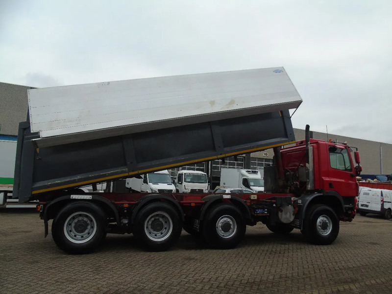 Ginaf X 4446 TS + 8x8 + euro 5 + 2x in stock - Kravas automašīna pašizgāzējs: foto 3 Ginaf X 4446 TS + 8x8 + euro 5 + 2x in stock - Kravas automašīna pašizgāzējs: foto 3