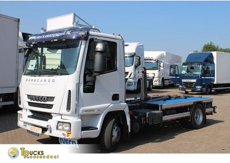 Iveco Eurocargo 100e18 +EURO 5 + HOOK SYSTEM - Pacēlājs ar āķi: foto 1 Iveco Eurocargo 100e18 +EURO 5 + HOOK SYSTEM - Pacēlājs ar āķi: foto 1