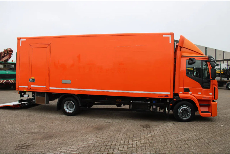 Iveco Eurocargo 120-210 + EURO 6 + LIFT + 12T - Kravas automašīna ar slēgto virsbūvi: foto 4 Iveco Eurocargo 120-210 + EURO 6 + LIFT + 12T - Kravas automašīna ar slēgto virsbūvi: foto 4