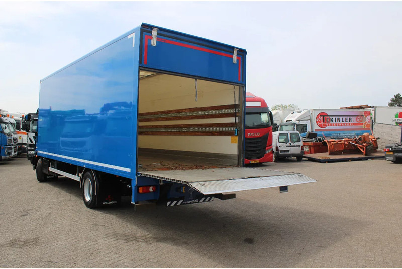Iveco Eurocargo 120E18 + LIFT + EURO 6 + 10 PIECES IN STOCK - Kravas automašīna ar slēgto virsbūvi: foto 3 Iveco Eurocargo 120E18 + LIFT + EURO 6 + 10 PIECES IN STOCK - Kravas automašīna ar slēgto virsbūvi: foto 3