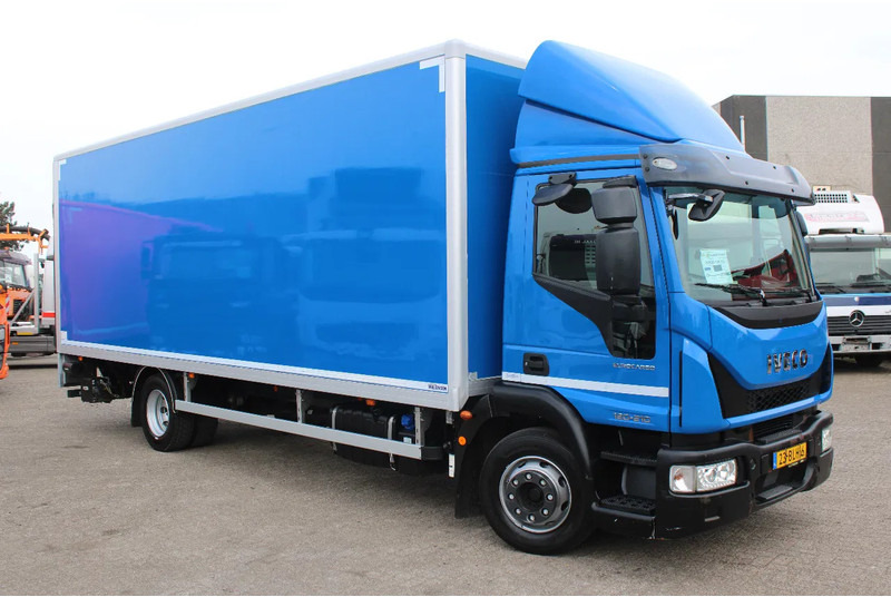 Iveco Eurocargo 120E21 + EURO 6 + LIFT + 12T - Kravas automašīna ar slēgto virsbūvi: foto 3 Iveco Eurocargo 120E21 + EURO 6 + LIFT + 12T - Kravas automašīna ar slēgto virsbūvi: foto 3