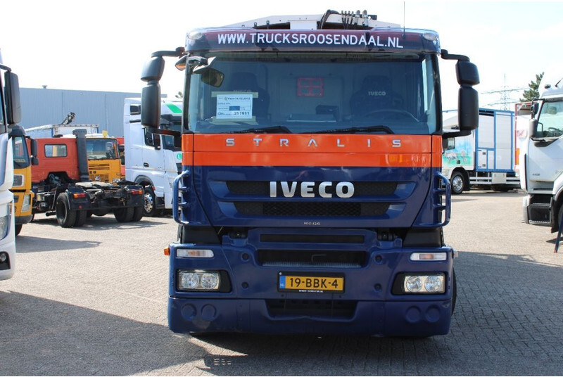 Iveco Stralis 270 CNG + GARBAGE + EURO 5 + 6X2 + RETARDER - Atkritumu vedējs: foto 3 Iveco Stralis 270 CNG + GARBAGE + EURO 5 + 6X2 + RETARDER - Atkritumu vedējs: foto 3
