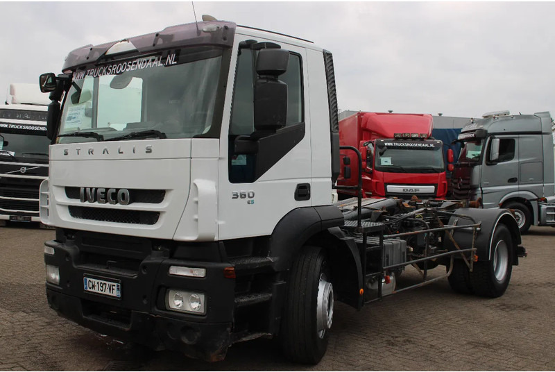 Iveco Stralis 360 + HOOKSYSTEM - Pacēlājs ar āķi: foto 2 Iveco Stralis 360 + HOOKSYSTEM - Pacēlājs ar āķi: foto 2
