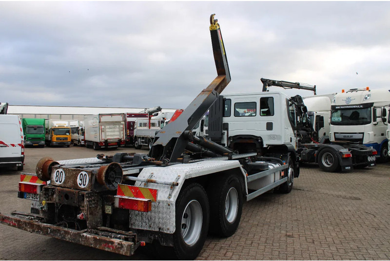 Pacēlājs ar āķi Iveco Stralis 460 + 6X2 + 20T: foto 8