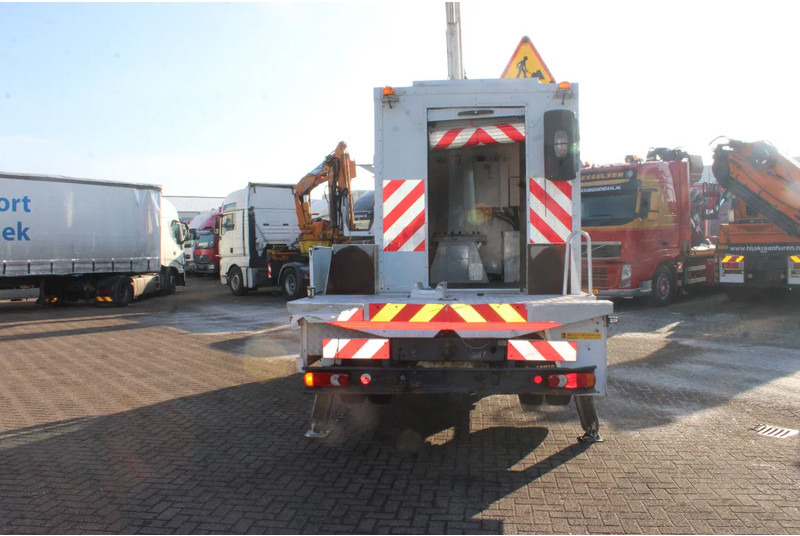 Renault Midlum 220 + 14METER + EURO 5 - Kravas automašīna: foto 5 Renault Midlum 220 + 14METER + EURO 5 - Kravas automašīna: foto 5