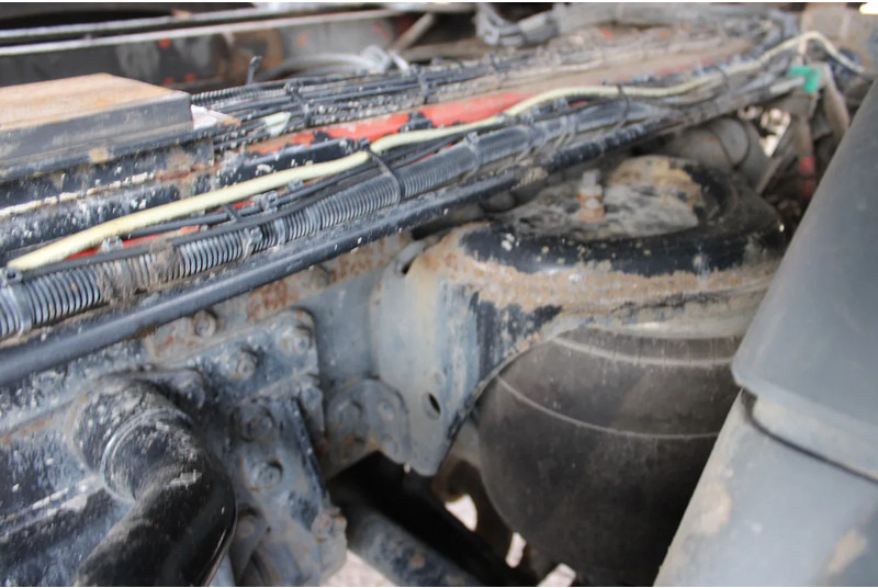 Kravas automašīna - kabeļu sistēma MAN TGA 35.400 8X4 + MANUAL! + NCH kipper/ bitum sprayer: foto 11 Kravas automašīna - kabeļu sistēma MAN TGA 35.400 8X4 + MANUAL! + NCH kipper/ bitum sprayer: foto 11