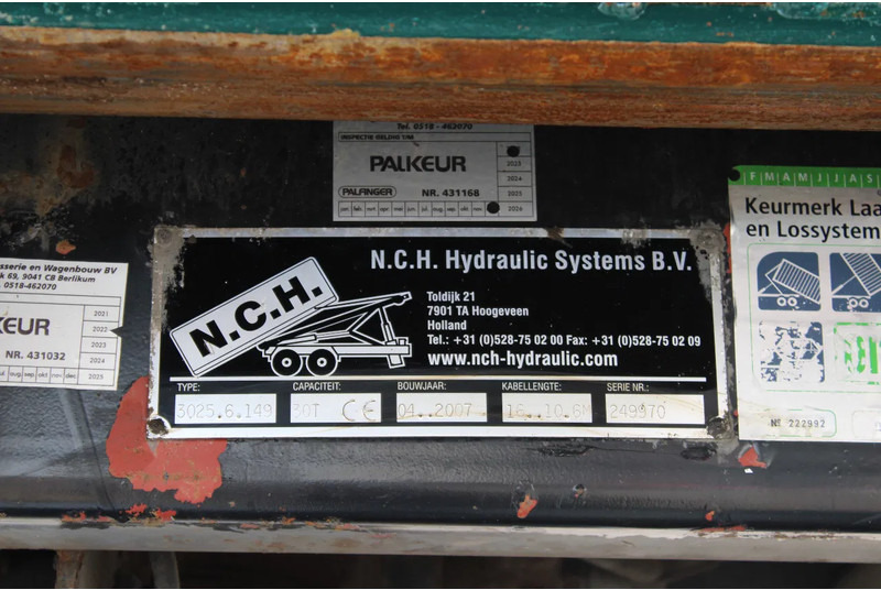 Kravas automašīna - kabeļu sistēma MAN TGA 35.400 8X4 + MANUAL! + NCH kipper/ bitum sprayer: foto 18 Kravas automašīna - kabeļu sistēma MAN TGA 35.400 8X4 + MANUAL! + NCH kipper/ bitum sprayer: foto 18