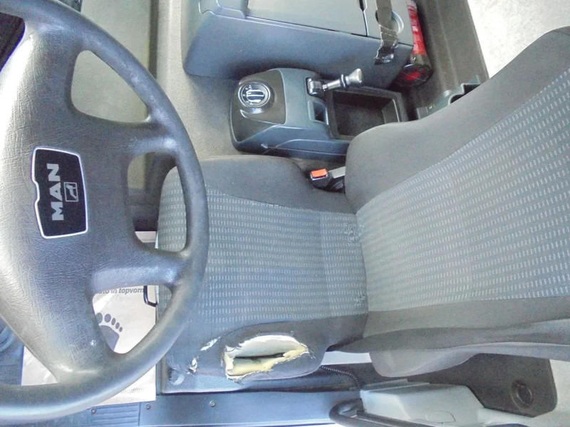 Šasija kravas automašīna MAN TGL 8.180 + Euro 5 + Dhollandia LIFT: foto 7