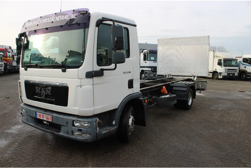 Šasija kravas automašīna MAN TGL 8.180 + Euro 5 + Dhollandia LIFT: foto 18