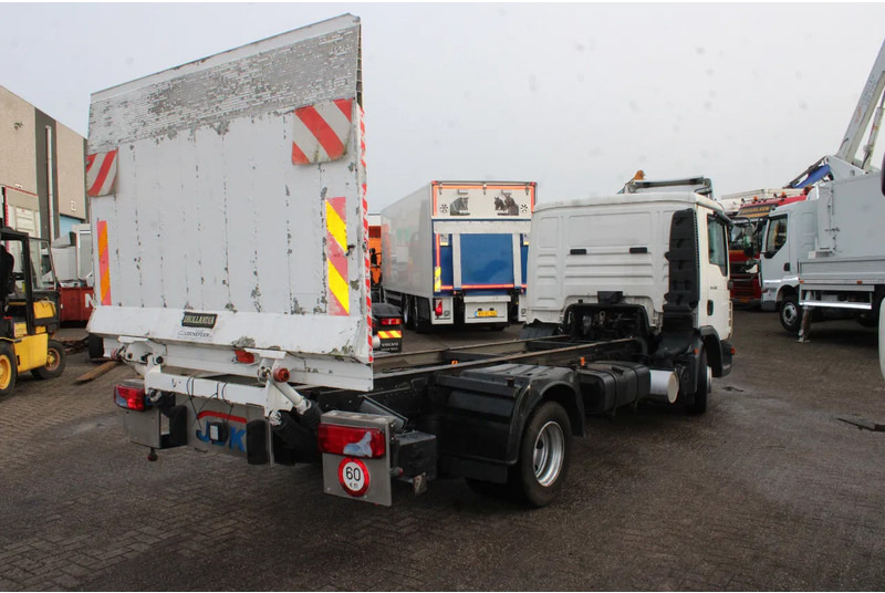 Šasija kravas automašīna MAN TGL 8.180 + Euro 5 + Dhollandia LIFT: foto 6