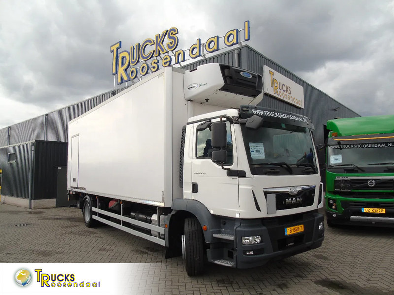 MAN TGM 18.250 + carrier supra 850euro 6 + lift + 19T - Kravas automašīna refrižerators: foto 1 MAN TGM 18.250 + carrier supra 850euro 6 + lift + 19T - Kravas automašīna refrižerators: foto 1