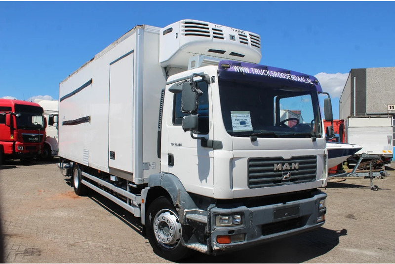 MAN TGM 18.280 + EURO 4 + LIFT + 18T - Kravas automašīna refrižerators: foto 4 MAN TGM 18.280 + EURO 4 + LIFT + 18T - Kravas automašīna refrižerators: foto 4