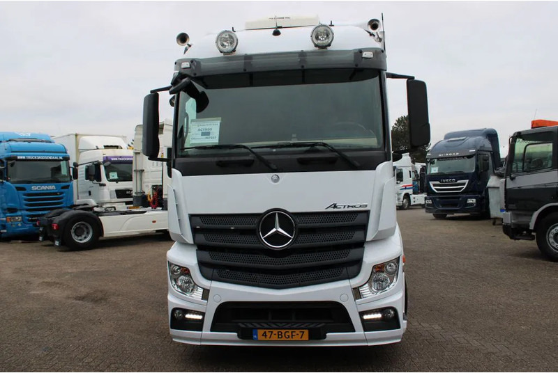 Mercedes-Benz Actros 1927 + EURO 6 + LIFT - Kravas automašīna ar slēgto virsbūvi: foto 2 Mercedes-Benz Actros 1927 + EURO 6 + LIFT - Kravas automašīna ar slēgto virsbūvi: foto 2