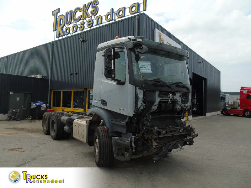 Mercedes-Benz Arocs 2640 + 6x4 + functional / engine good + EURO 6 + Drivabale - Šasija kravas automašīna: foto 1 Mercedes-Benz Arocs 2640 + 6x4 + functional / engine good + EURO 6 + Drivabale - Šasija kravas automašīna: foto 1