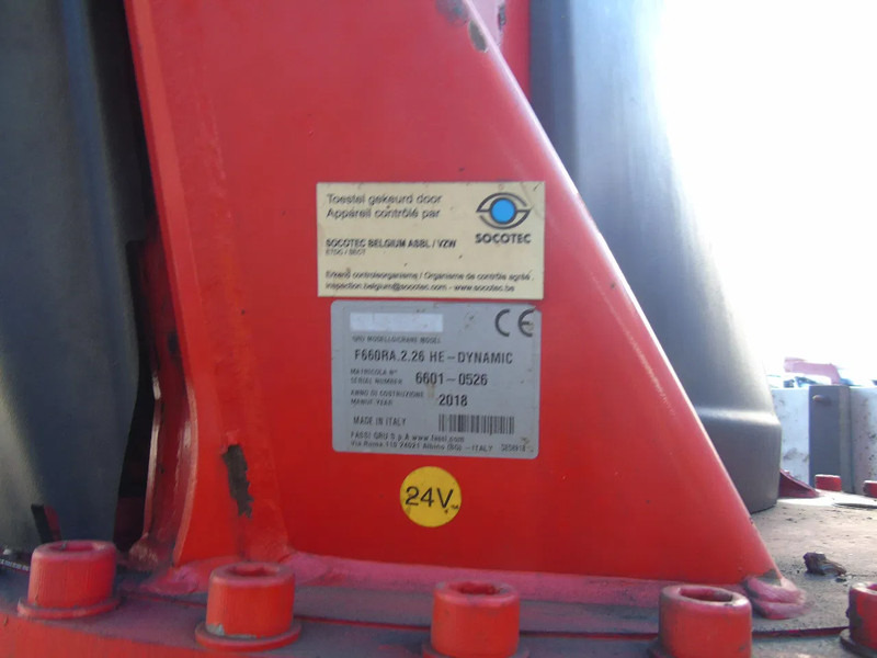 Mercedes-Benz Arocs 3251 + FASSI 660RA .26.HE 6x Extensions + 4x JIB + 8x4 + remote - Kravas auto ar manipulatoru: foto 5 Mercedes-Benz Arocs 3251 + FASSI 660RA .26.HE 6x Extensions + 4x JIB + 8x4 + remote - Kravas auto ar manipulatoru: foto 5