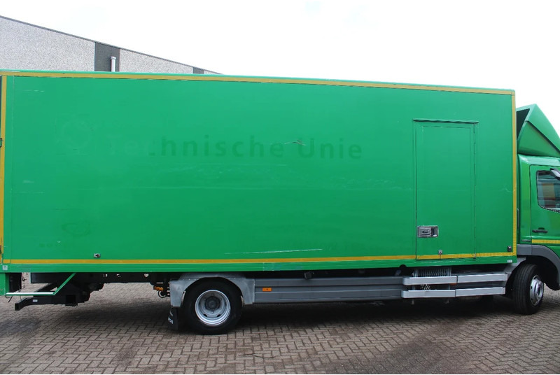 Mercedes-Benz Atego 1018 + EURO 5 - Kravas automašīna ar slēgto virsbūvi: foto 2 Mercedes-Benz Atego 1018 + EURO 5 - Kravas automašīna ar slēgto virsbūvi: foto 2