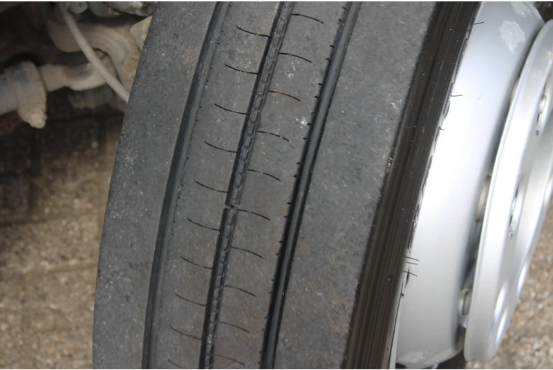 Kravas automašīna ar slēgto virsbūvi Mercedes-Benz Atego 1218 + EURO 5 + manual: foto 16