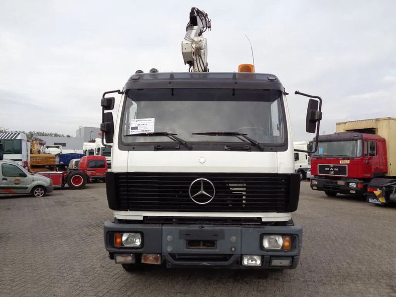 Mercedes-Benz SK 2433 + Semi-Auto + PTO + Serie 14 Crane + 3 pedals - Kravas automašīna - kabeļu sistēma, Kravas auto ar manipulatoru: foto 2 Mercedes-Benz SK 2433 + Semi-Auto + PTO + Serie 14 Crane + 3 pedals - Kravas automašīna - kabeļu sistēma, Kravas auto ar manipulatoru: foto 2