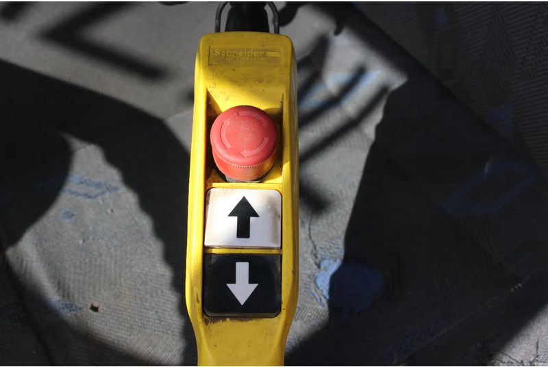 Kravas automašīna pašizgāzējs Nissan 45.13 + EURO 4 + C patent + tipper + MANUAL: foto 20 Kravas automašīna pašizgāzējs Nissan 45.13 + EURO 4 + C patent + tipper + MANUAL: foto 20