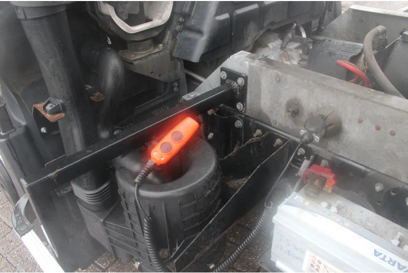 Kravas automašīna pašizgāzējs Renault D 150 + 3SIDE TIPPER + EURO 6 + PERFECT!!! 186KM: foto 18