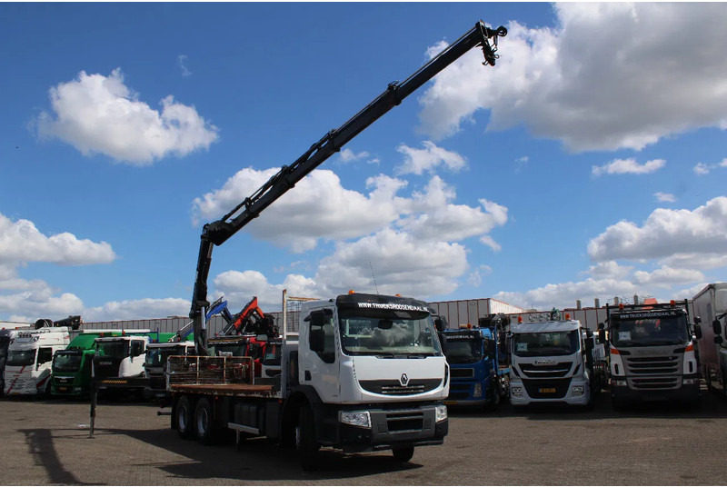 Renault Kerax 370 + HIAB 166-4 HIDRUO + 6X4 + MANUAL + SPRING + REMOTE + EURO 5 + 6X4 - Kravas auto ar manipulatoru: foto 4 Renault Kerax 370 + HIAB 166-4 HIDRUO + 6X4 + MANUAL + SPRING + REMOTE + EURO 5 + 6X4 - Kravas auto ar manipulatoru: foto 4