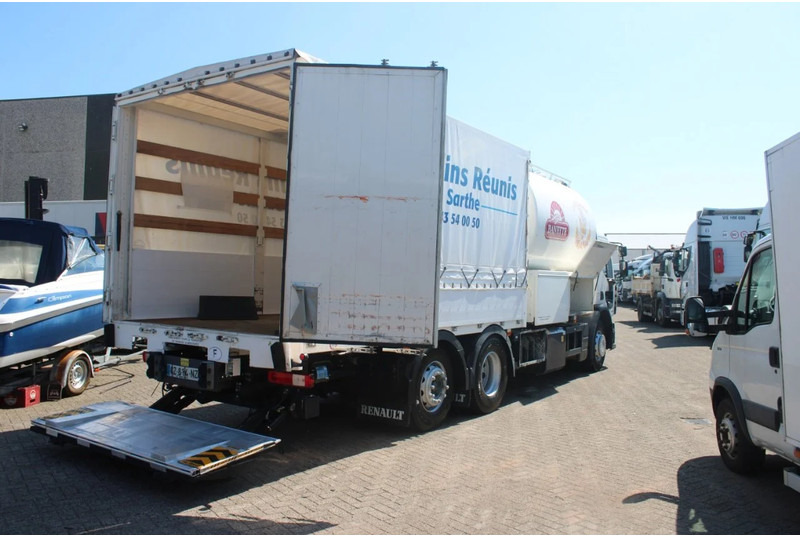 Interior photo 1: Autocisterna Renault Premium 430DXI + 13400liter EURO 5