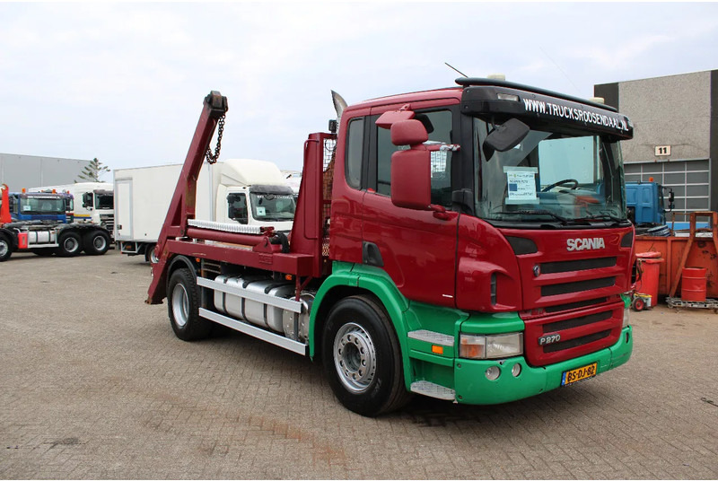 Scania P 270 + PERFECT CONDITION + PTO - Būvgružu konteineru vedējs: foto 3 Scania P 270 + PERFECT CONDITION + PTO - Būvgružu konteineru vedējs: foto 3
