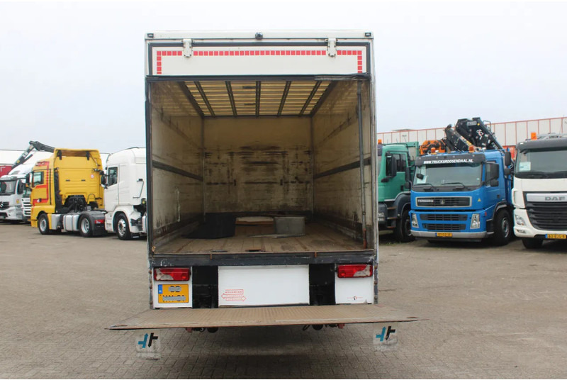 Scania P230 + LIFT + EURO 5 - Kravas automašīna ar slēgto virsbūvi: foto 3 Scania P230 + LIFT + EURO 5 - Kravas automašīna ar slēgto virsbūvi: foto 3