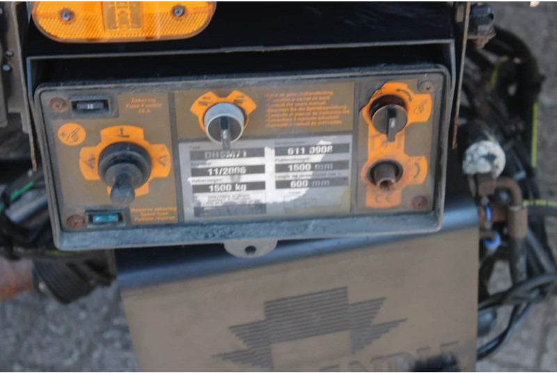 Kravas automašīna refrižerators Scania P230 + thermo king + lift: foto 10 Kravas automašīna refrižerators Scania P230 + thermo king + lift: foto 10