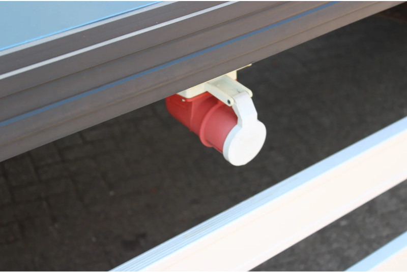 Kravas automašīna refrižerators Scania P230 + thermo king + lift: foto 19 Kravas automašīna refrižerators Scania P230 + thermo king + lift: foto 19